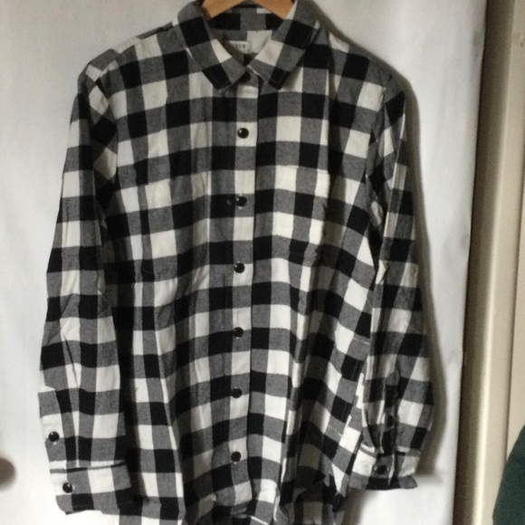 New J. Crew Factory Women’s Black Ivory Flannel Plaid Shirt Jacket $90 - Picture 2 of 4